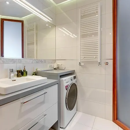 Violet Apartment
