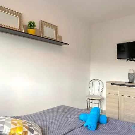Stary Pow 3b 111 Apartment